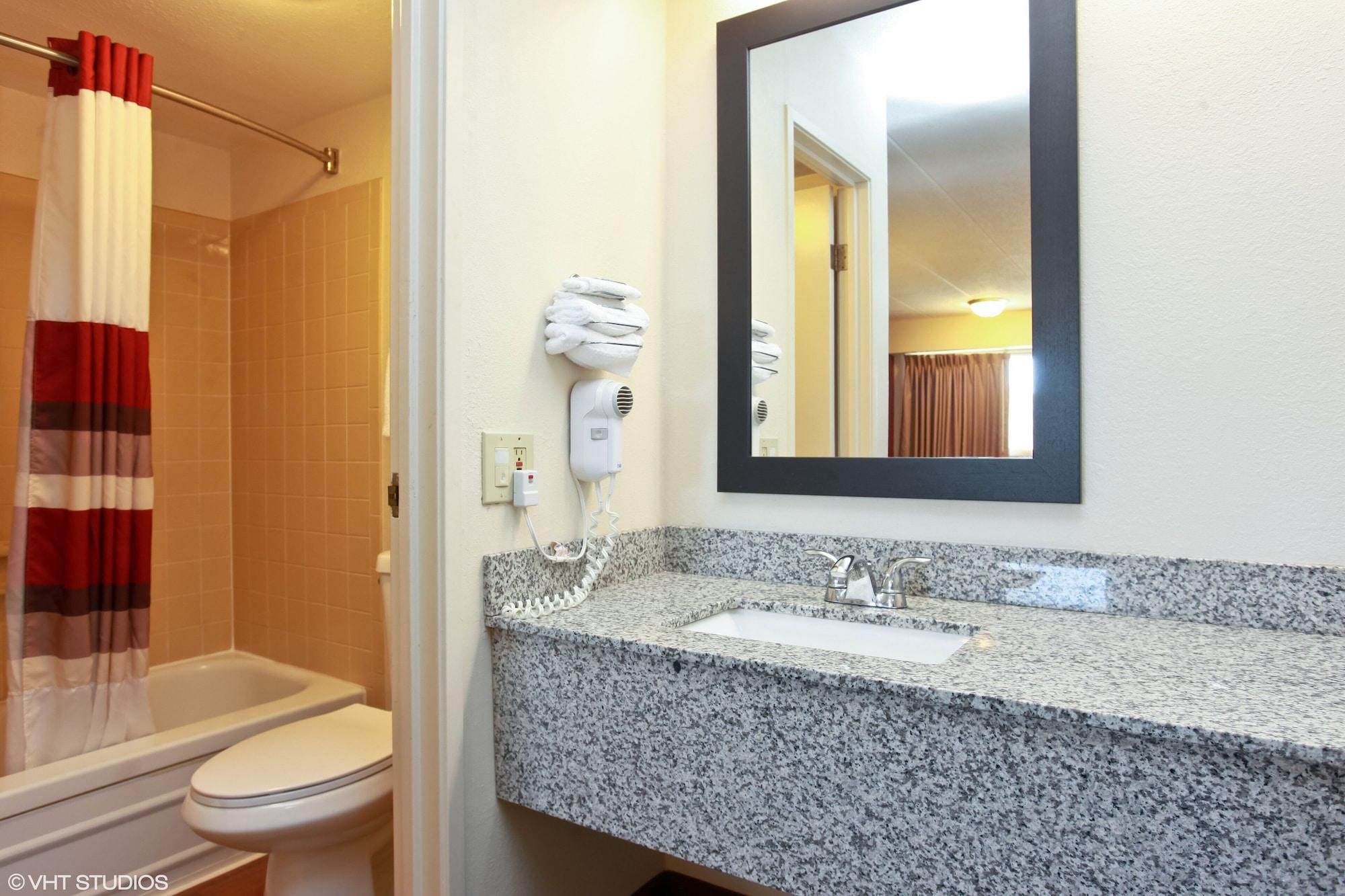 Red Roof Inn Michigan City Exterior photo