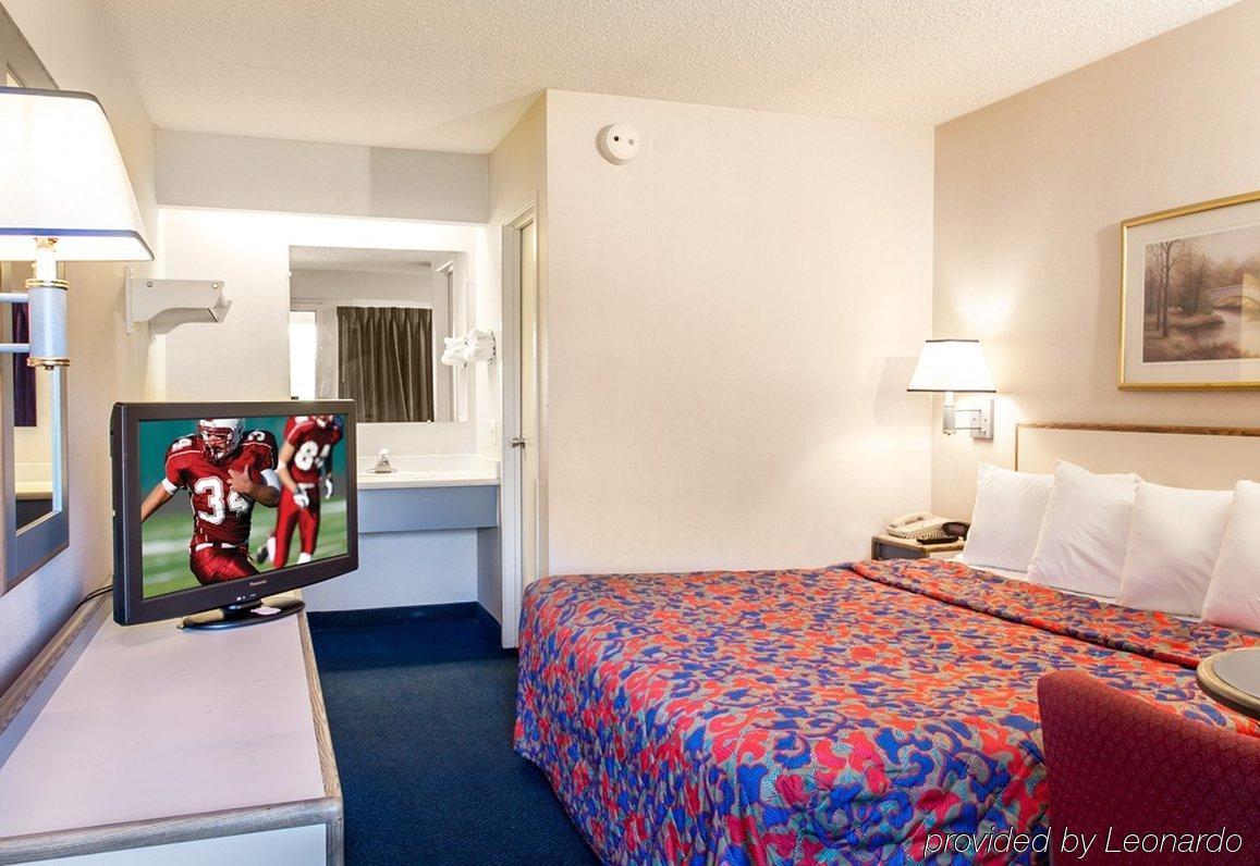 Red Roof Inn Michigan City Exterior photo