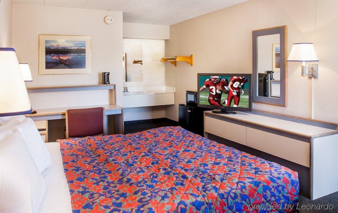 Red Roof Inn Michigan City Exterior photo